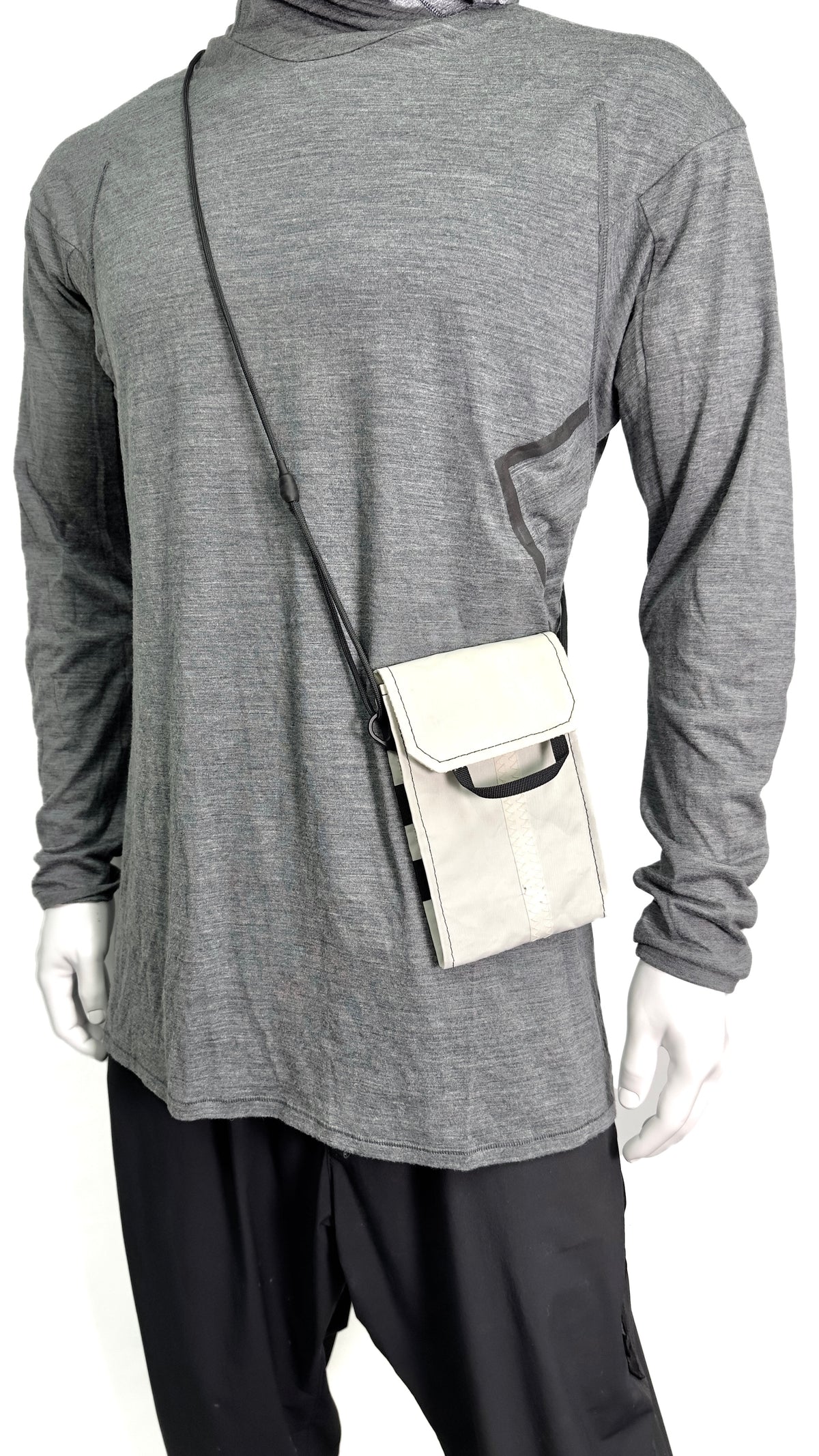SAIL CLOTH PHONE POUCH